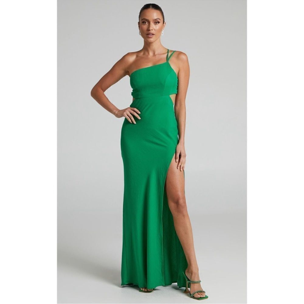 Showpo Green One Shoulder
High Slit Maxi